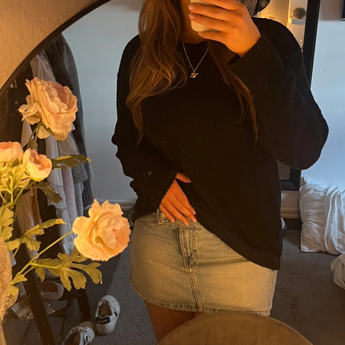 Svart stickad tröja