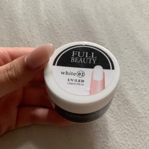 Nagelgel För Förlängning, Quick Building  - Använt 2 gånger, de är 15ml.💗