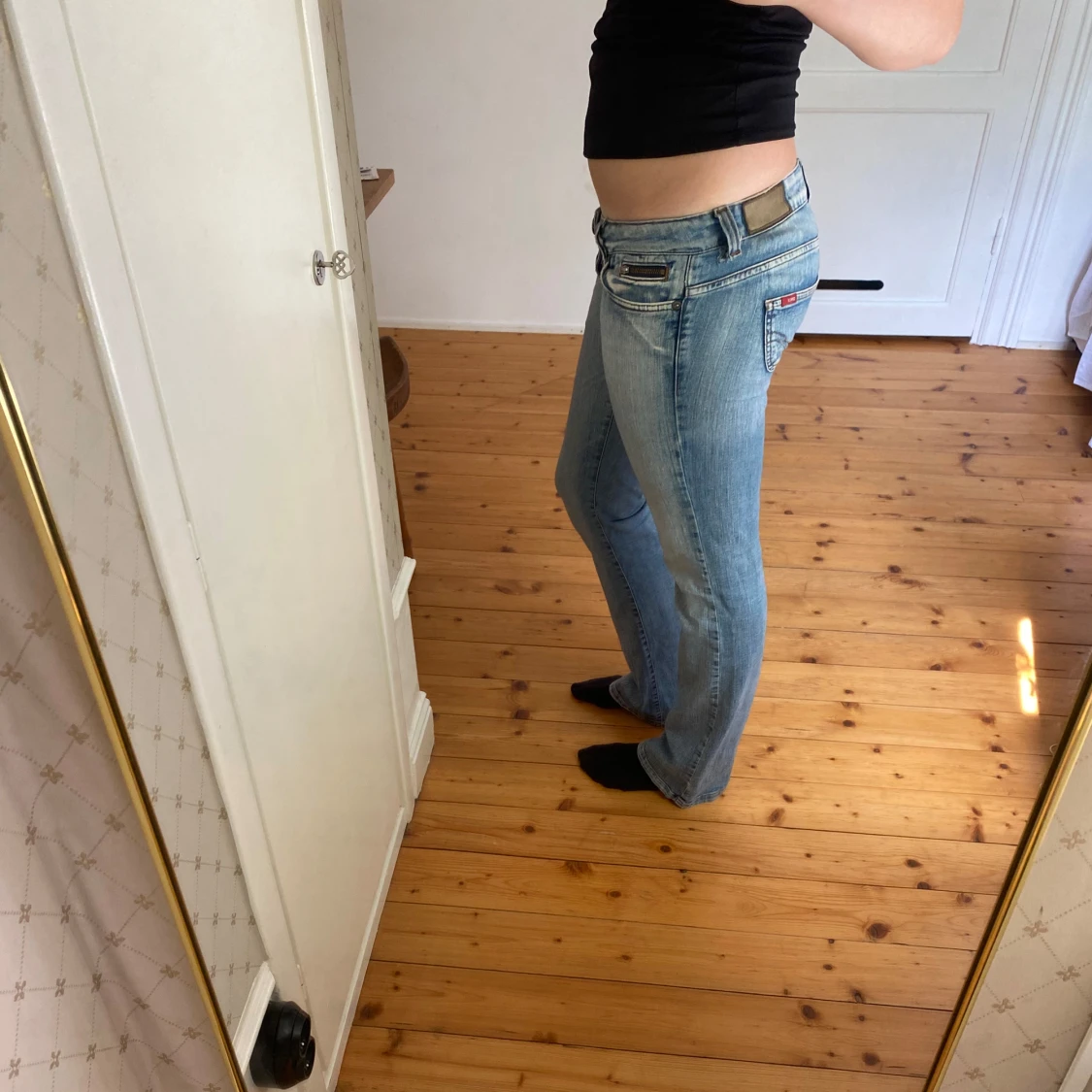 Ljusblå bootcut jeans från only - 1