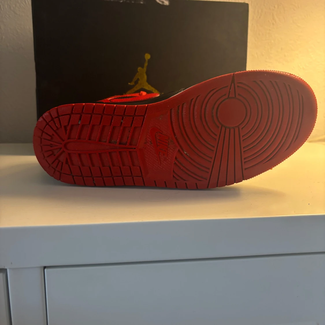 Air jordan 1 mid - 1