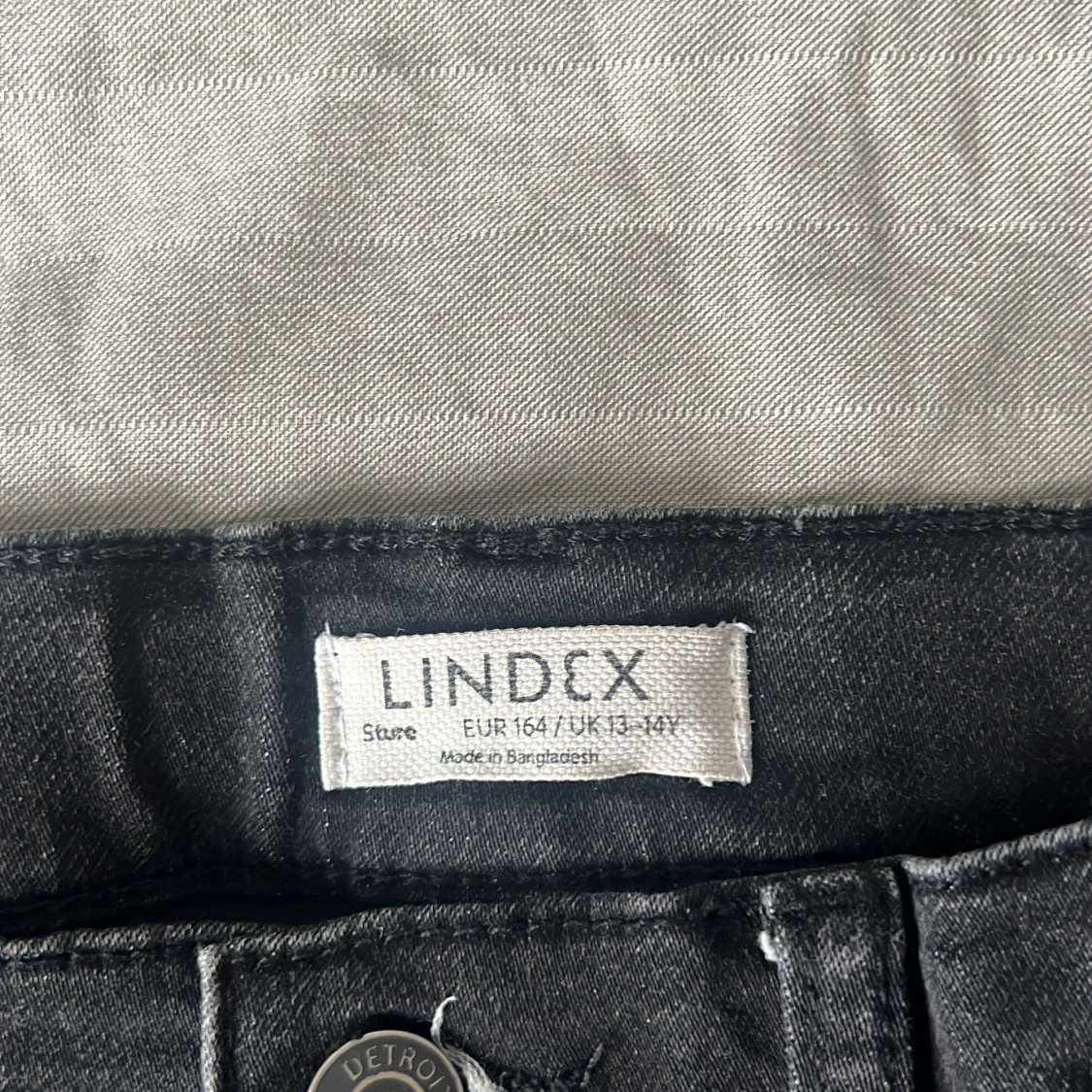 Svarta jeans från Lindex, stl 164 - 2