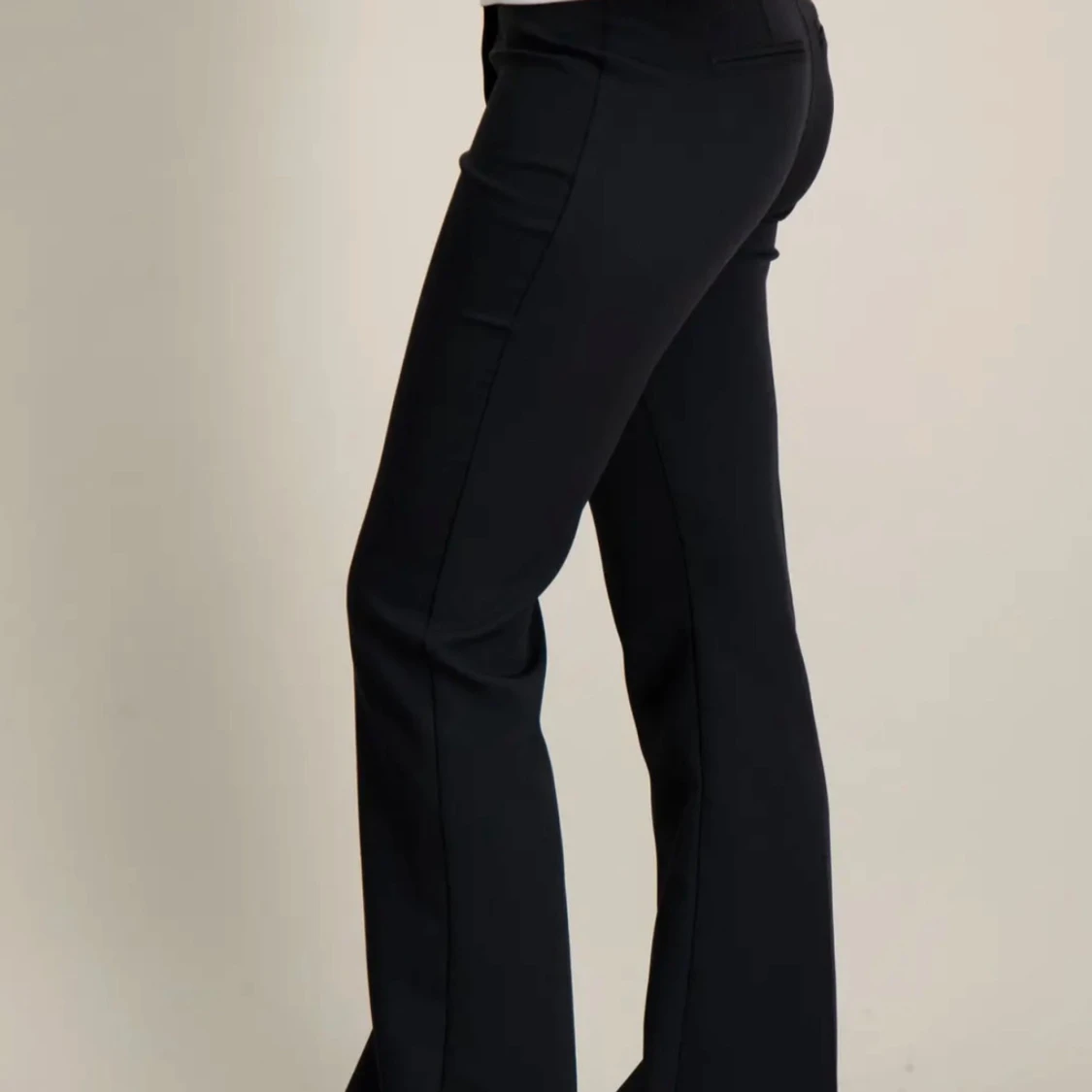 Svarta bootcut kostymbyxor - 1