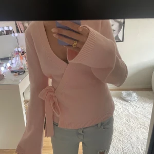 Rosa stickad knyt tröja - Helt ny