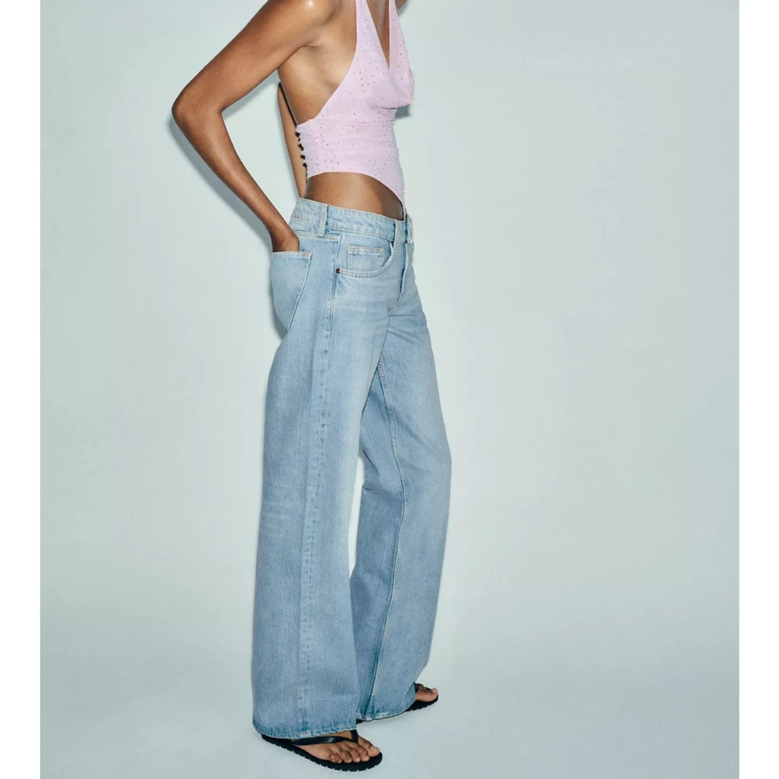 Ljusblå wide jeans med låg midja - 1