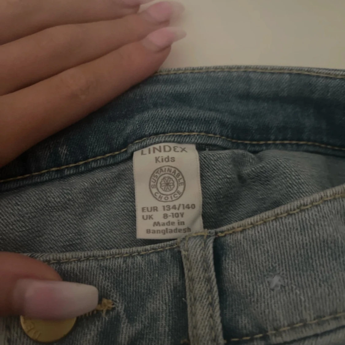 Ljusblå jeanskjol från Lindex - 1