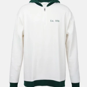 Sweatshirt - offwhite - Oversized look med halv dragkedja och luva. Mjuk insida och bekväm passform. Snygg detalj med “Est. 1958” broderat på bröstet.