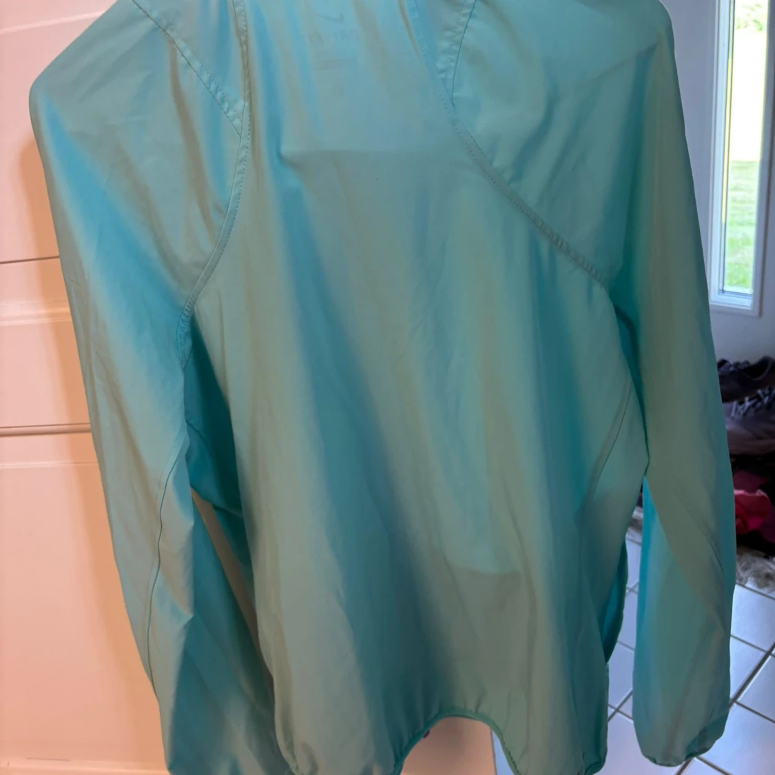 Nike Dri-Fit turkos vindjacka S - 1