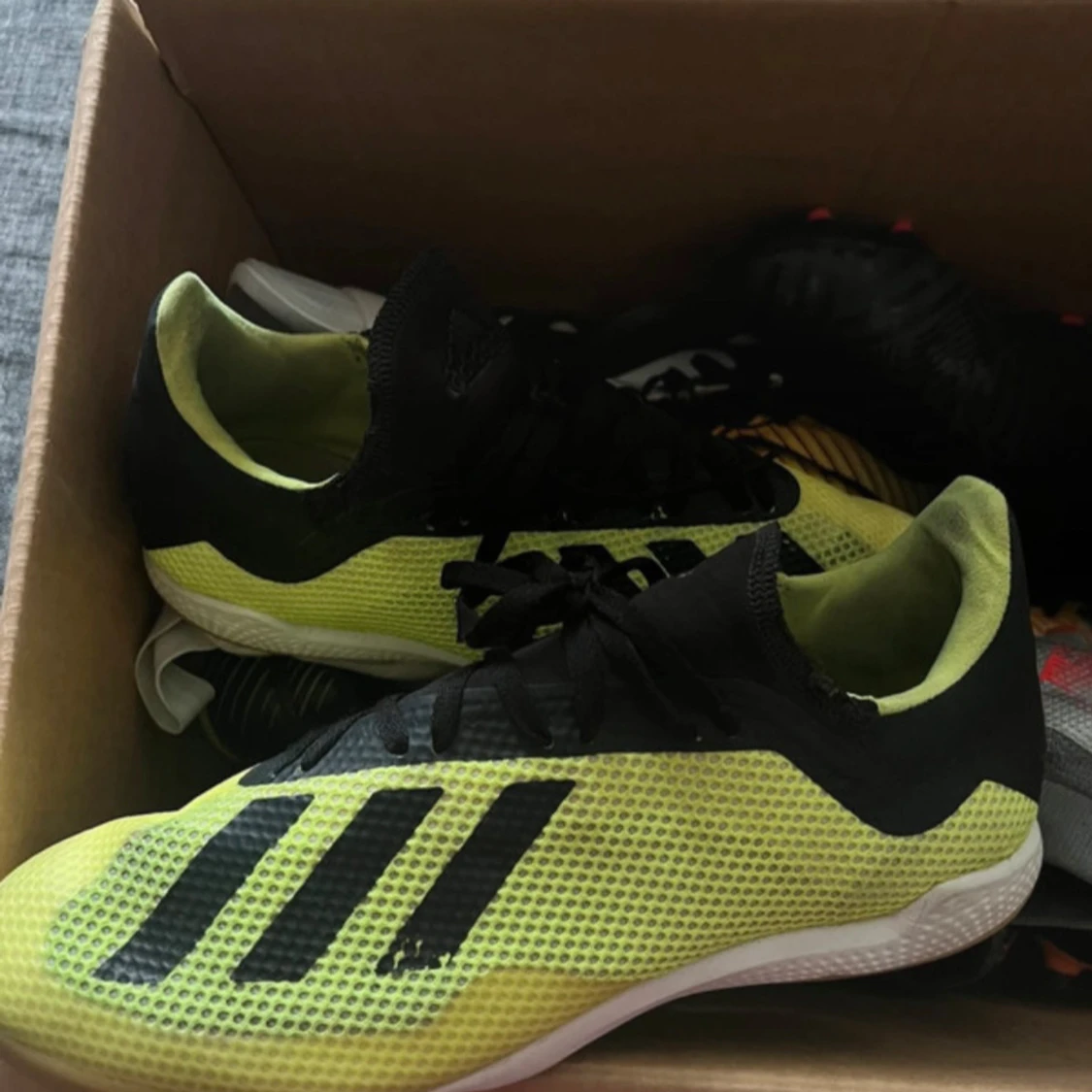 fotbollsskor Adidas  - 1