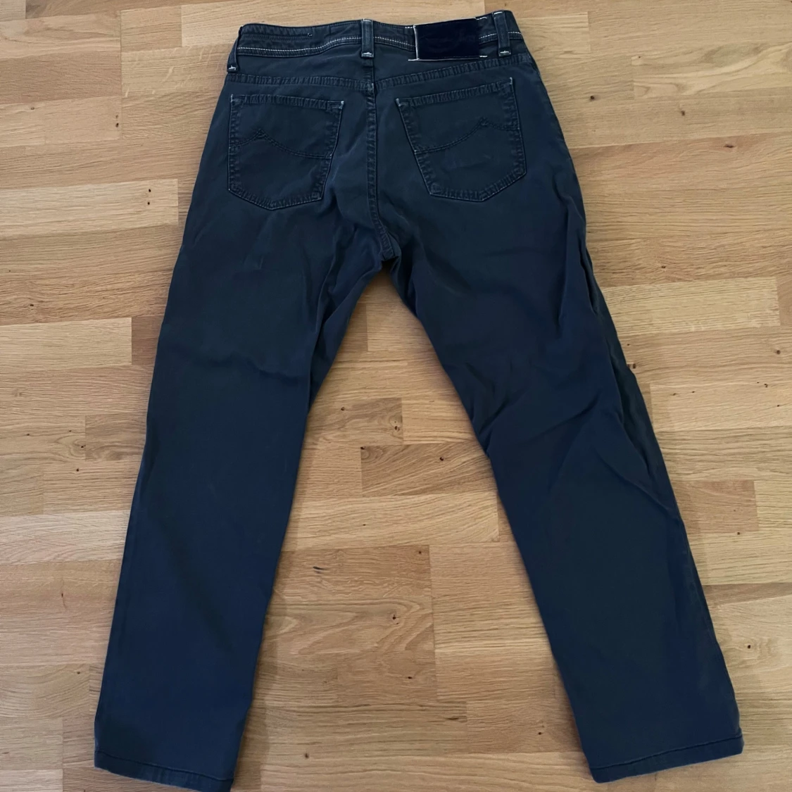 Jacob Cohen mörkblå jeans, stl 31 - 1