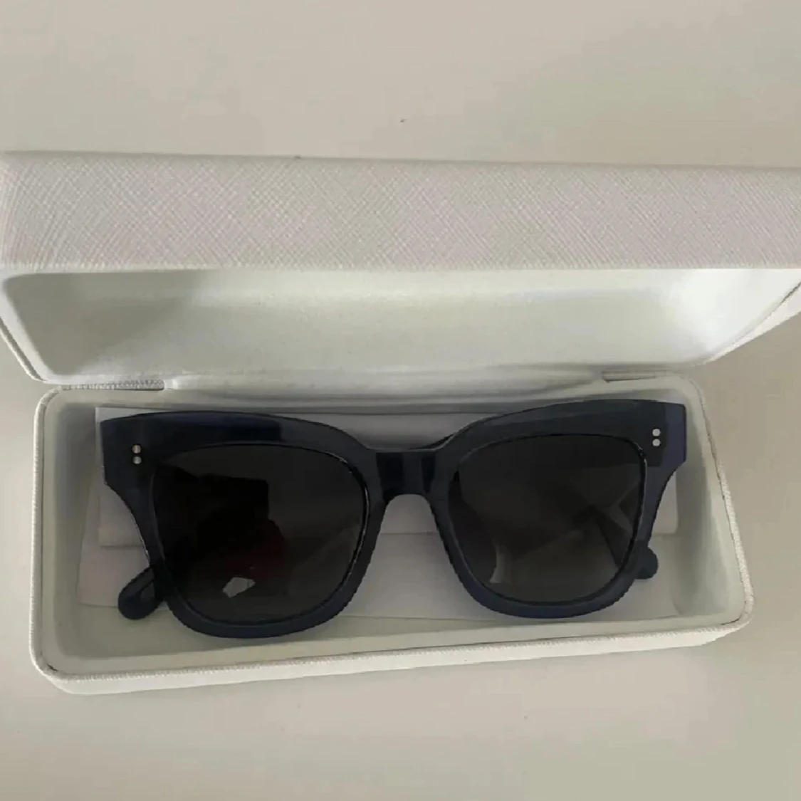 Blåa solglasögon från Chimi - 2