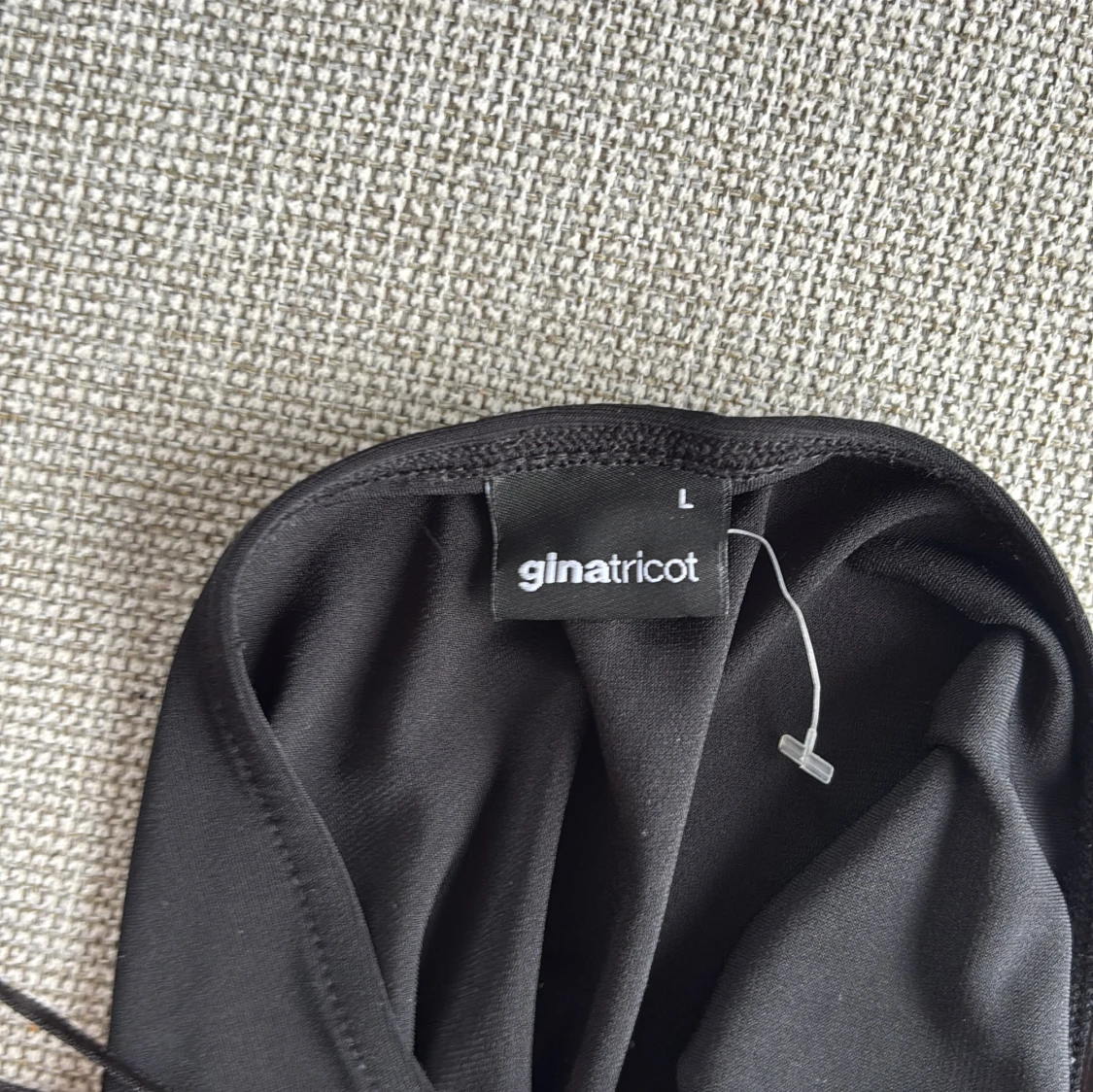 Svart oneshoulder topp  - 2