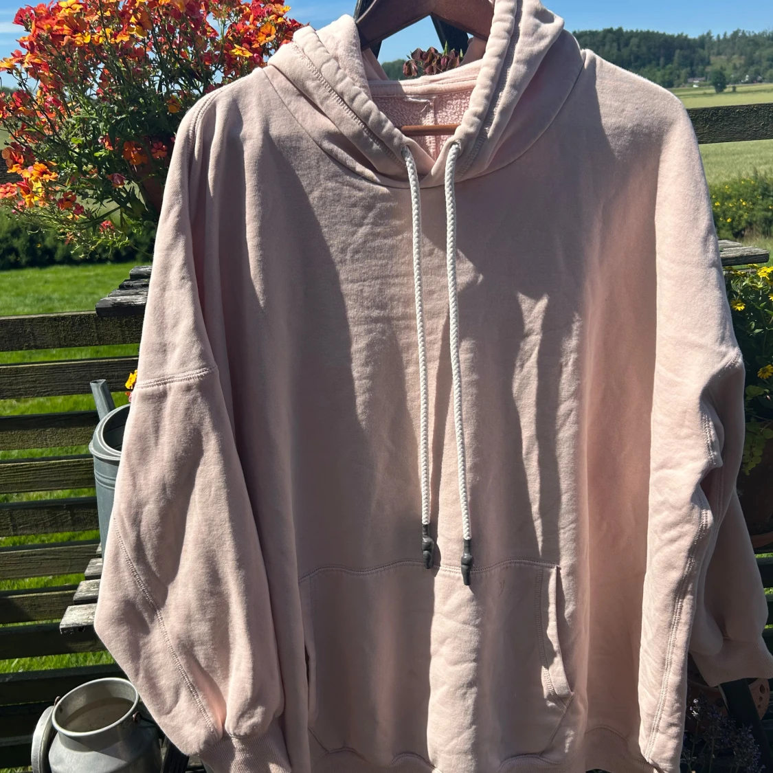 Oversized bekväm rosa hoodie