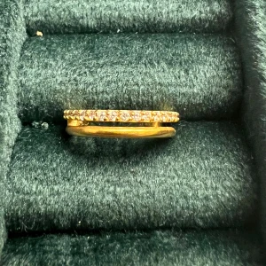 Guld/diamant helix ring kirurgiskt stål - Superfin helix som aldrig har kommit till användning 🤗