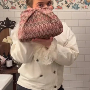 Pala bonita bag  - Rosa Pala bonita clutch från becksöndergaard. Super fint skick. Köpt för 700kr. 