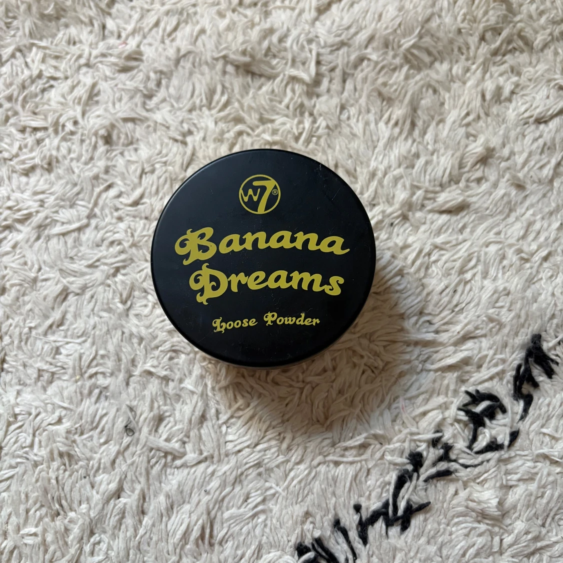 W7 Banana Dreams Loose Powder