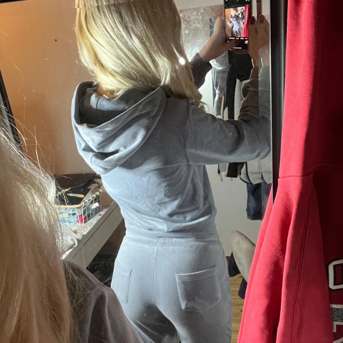 Grått mjukis sätt  - 1