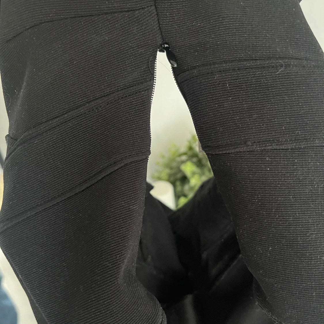 Svart croppad topp från H&M - 2