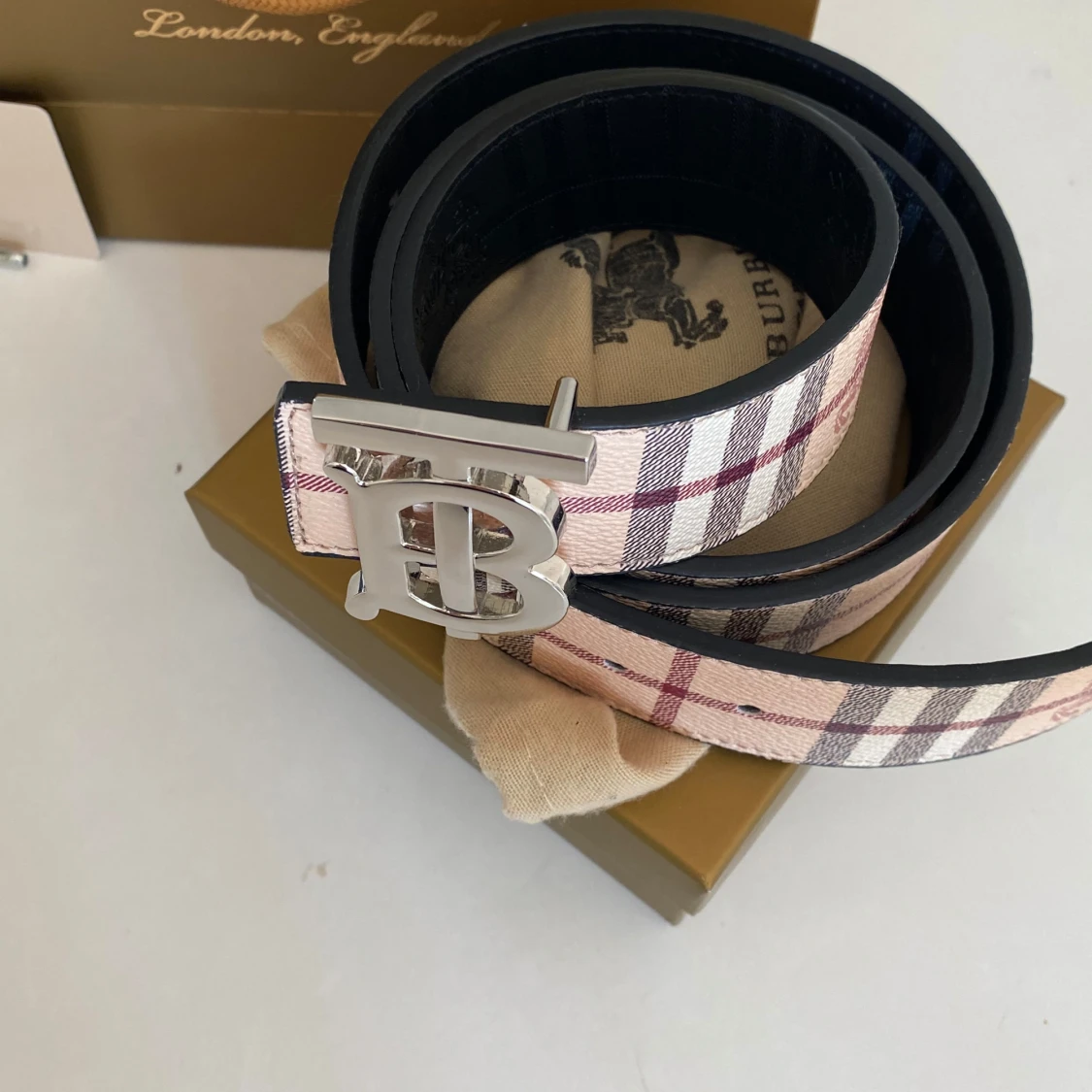 bälte från Burberry - 1
