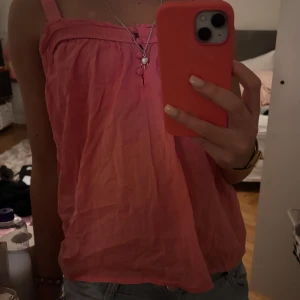 Rosa linnetopp - Supersöt rosa topp perfekt till sommaren🩷🩷