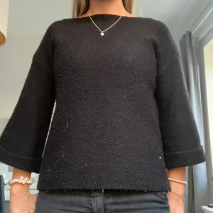 Trekvarts tröja - Säljer mig trekvarts ärmar tröja från Yessica❤️i storlek S och i bra skick!!