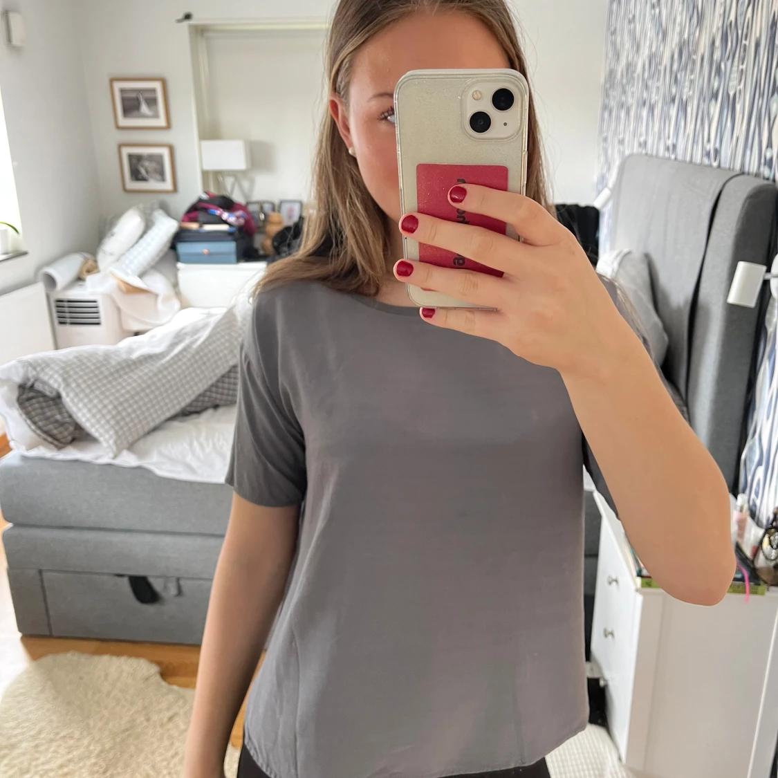 Grå kortärmad topp