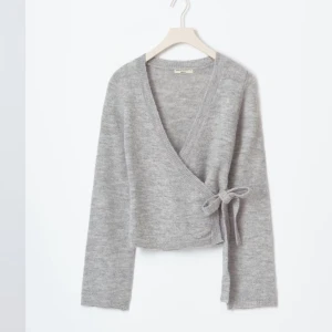 Cardigan - Helt ny oanvänd jättefin cardigan