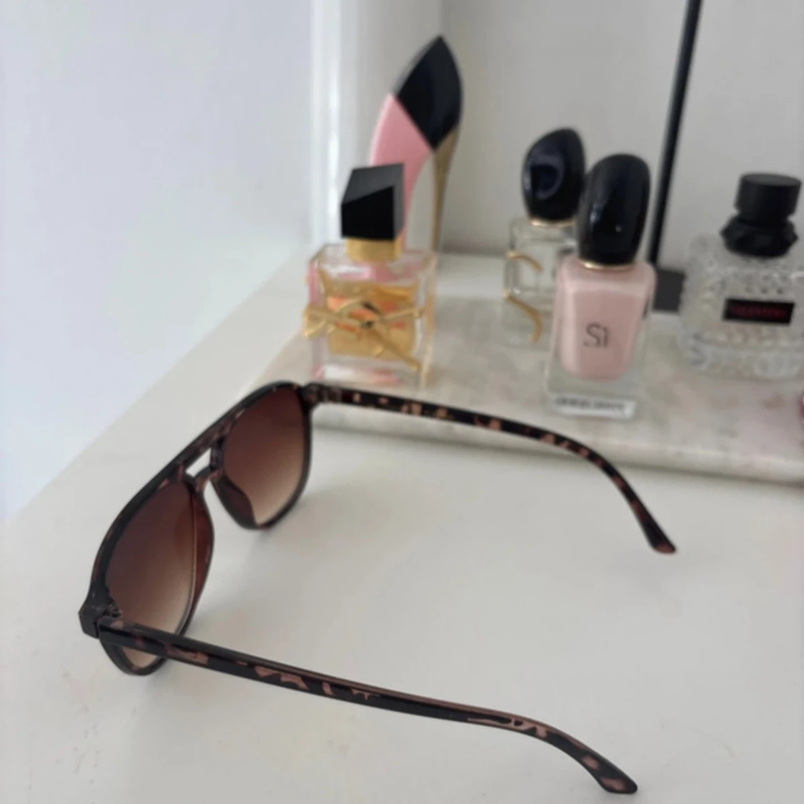 Bruna pilotbågar solglasögon leopardmönster - 1