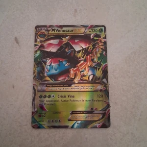 Mvenusaur ex - Är väl mellan 150/300 men säljer bligar för jag vill bli av med den.