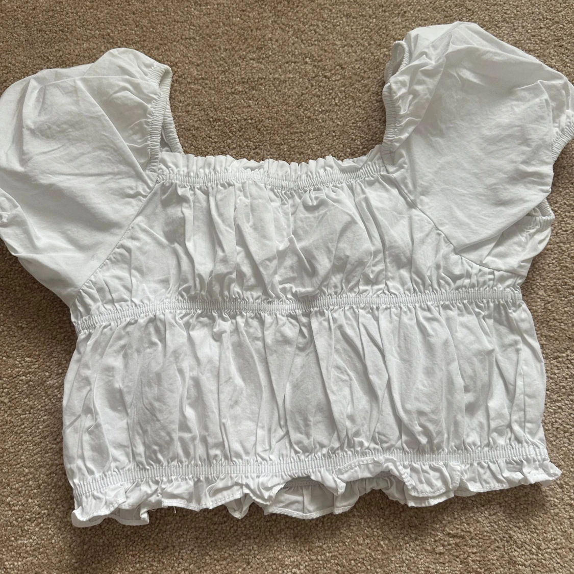 Vit blus med puffärmar från Zara - 1