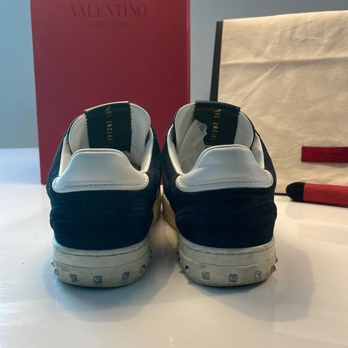 Valentino Garavani Flycrew| intresse koll❗️ - 4