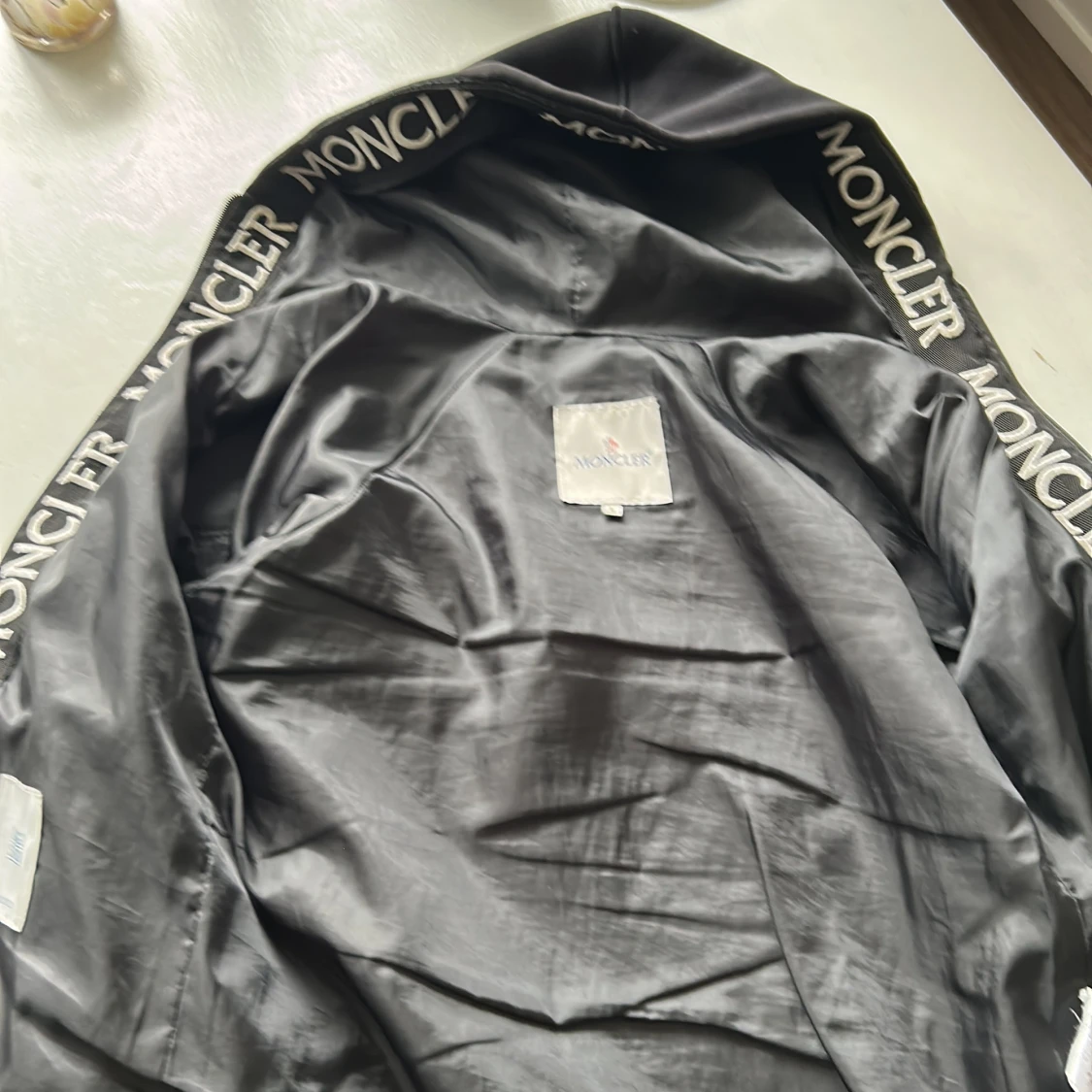 Svart moncler cardian  - 1