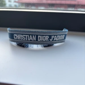 Christian Dior J'Adior blått armband - Helt ny och oanvänd 