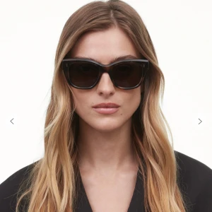 Chimi solglasögon  - Ett par oanvända solglasögon från chimi i modellen 07, färg tortoise!!🤎otroligt snygga o perfekta till sommaren. Nypris 1400kr