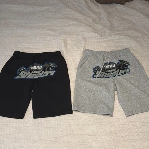 2st trapstar shorts - Säljer 2st feta trapstar shorts 200 styck och 300 för båda. Om du har frågor de e bara att skriva