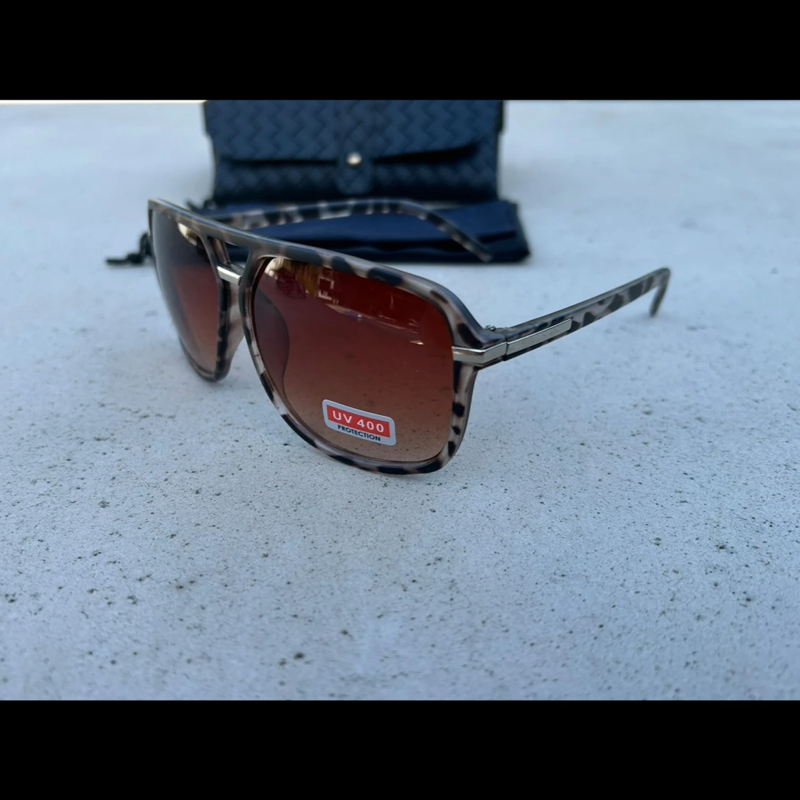 Leopardmönstrade solglasögon  - 1