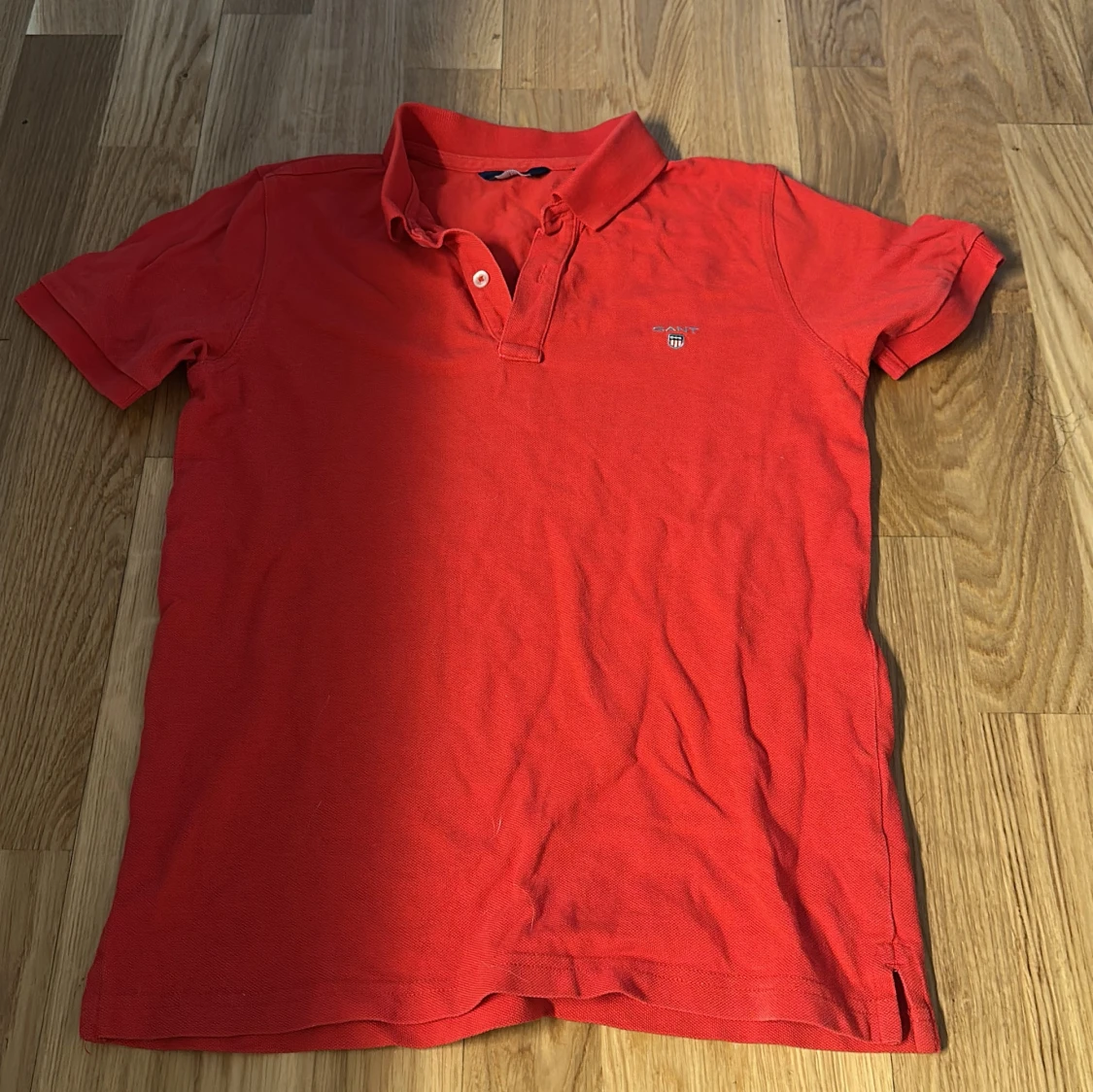 Röd pikétröja från Gant