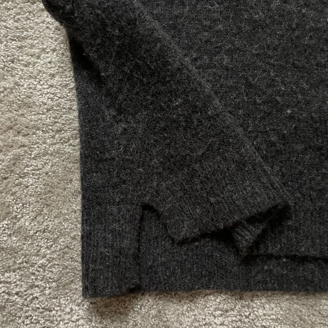 Mörkgrå stickad väst Designers Remix - 2