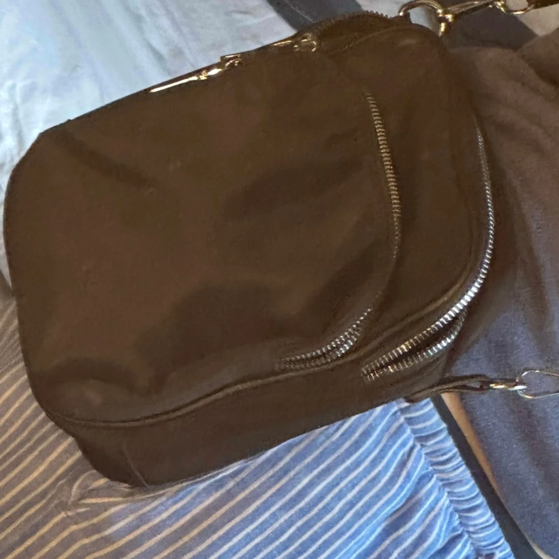 Svart axelväska  - 2