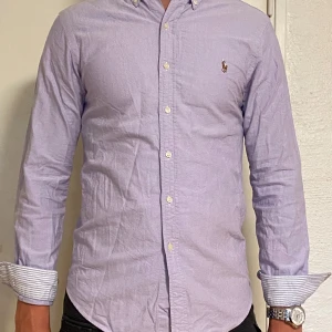  Ralph Lauren skjorta S - Ralph lauren skjorta| Storlek:S| pris: 399kr| skick: 9,8/10| hör av er vid minsta lilla fundering|