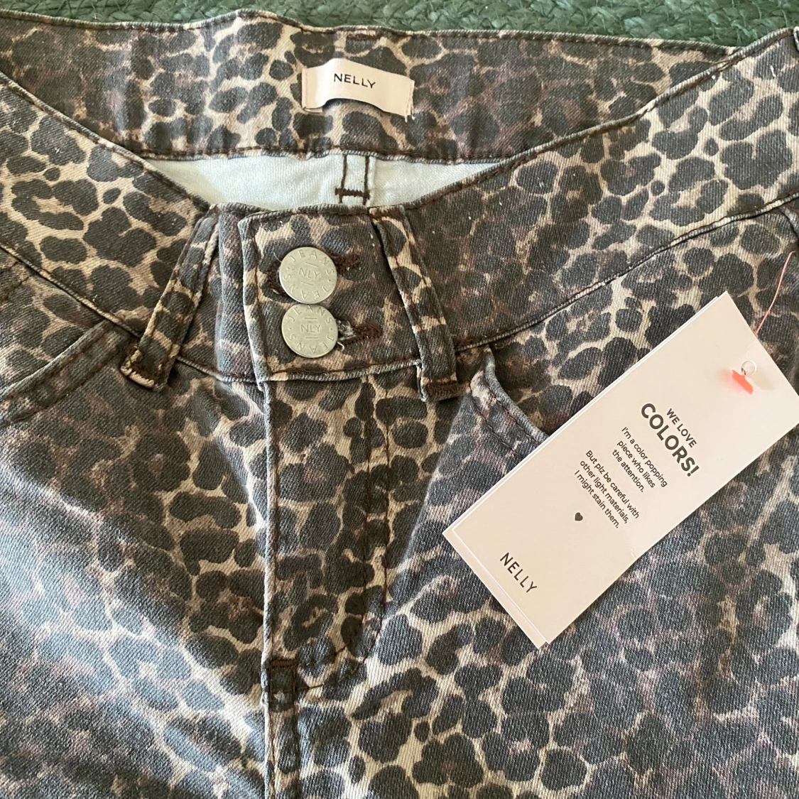 Leopardmönstrade bootcut jeans Nelly - 1