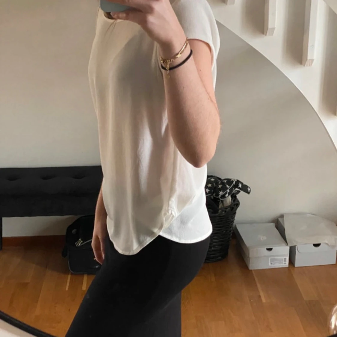 Vit blus från ONLY, strl 34 - 1