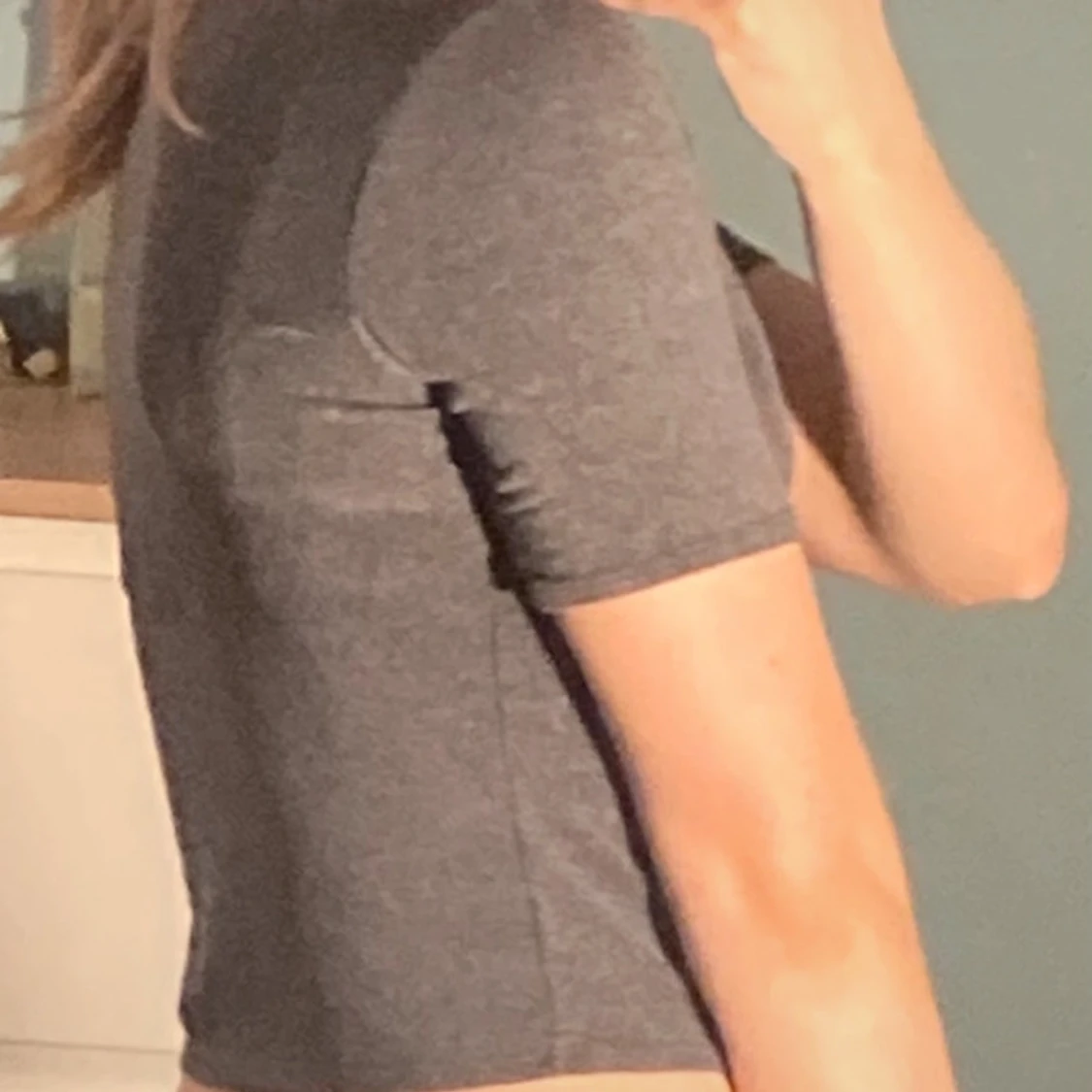 Grå croppad topp - 3