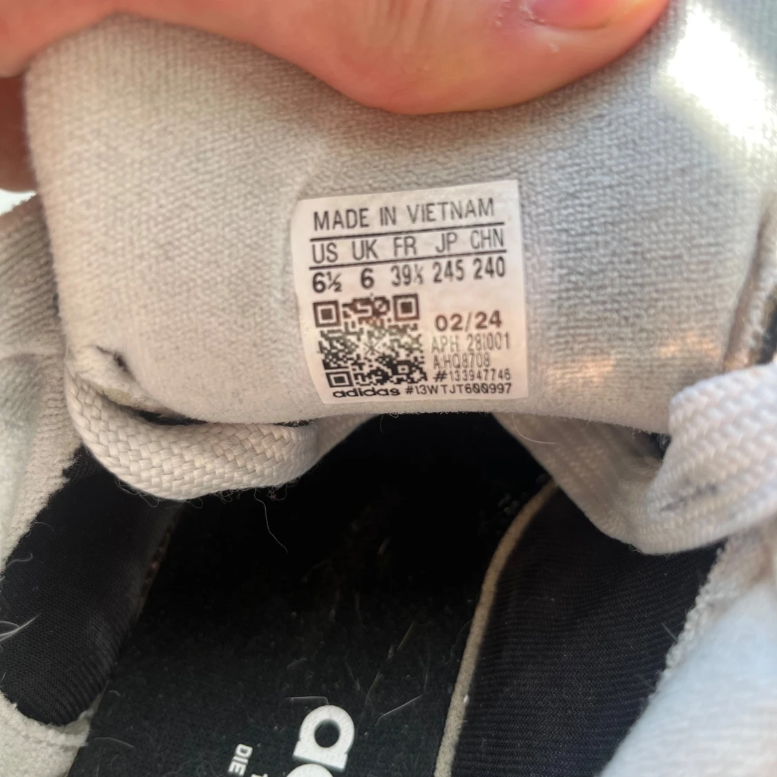 Svarta Adidas Campus sneakers - 4