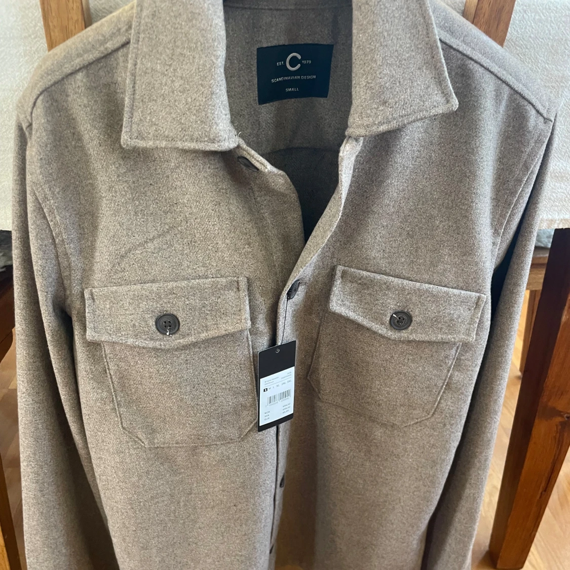 Beige overshirt från Scandinavian Design