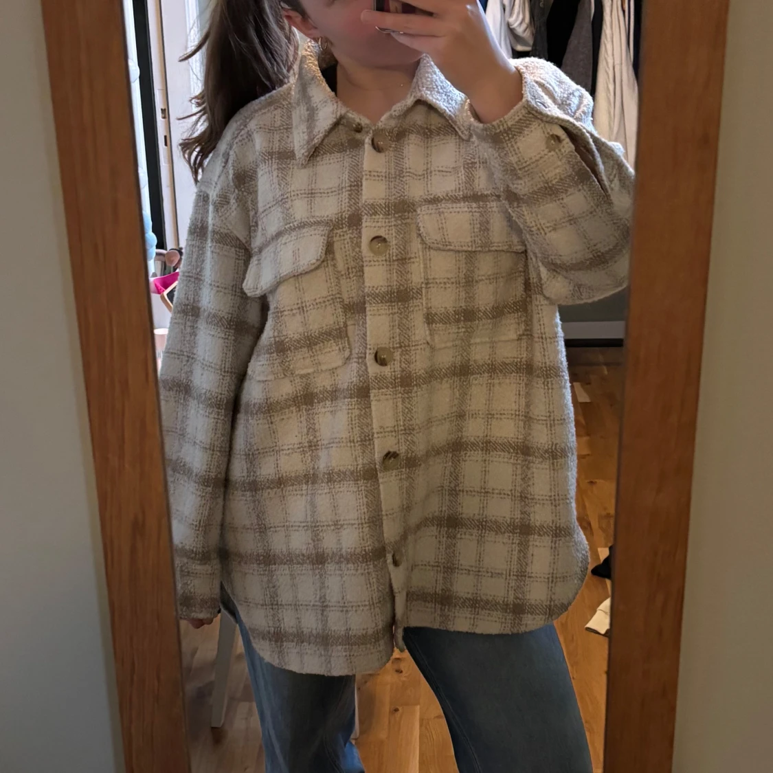 Beige rutig overshirt