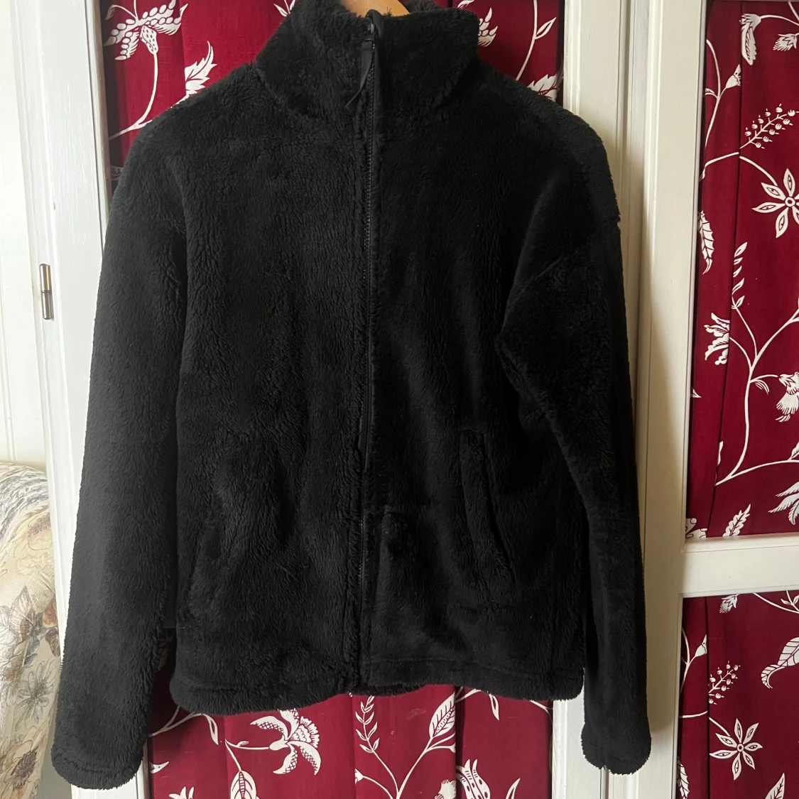 Svart teddyjacka från Everest