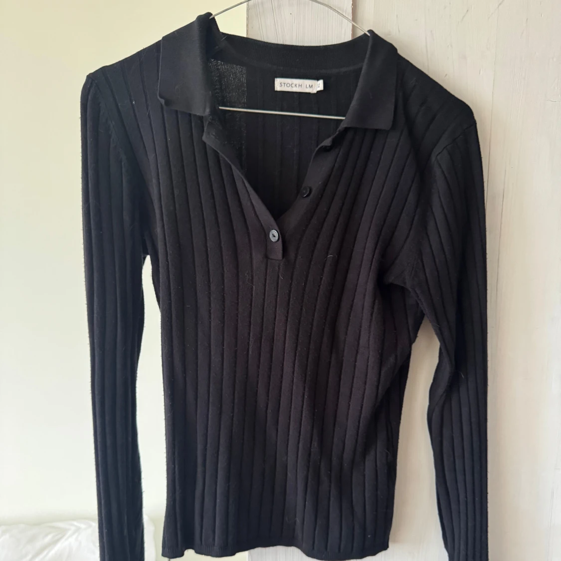 Svart ribbad tröja från Stockh LM