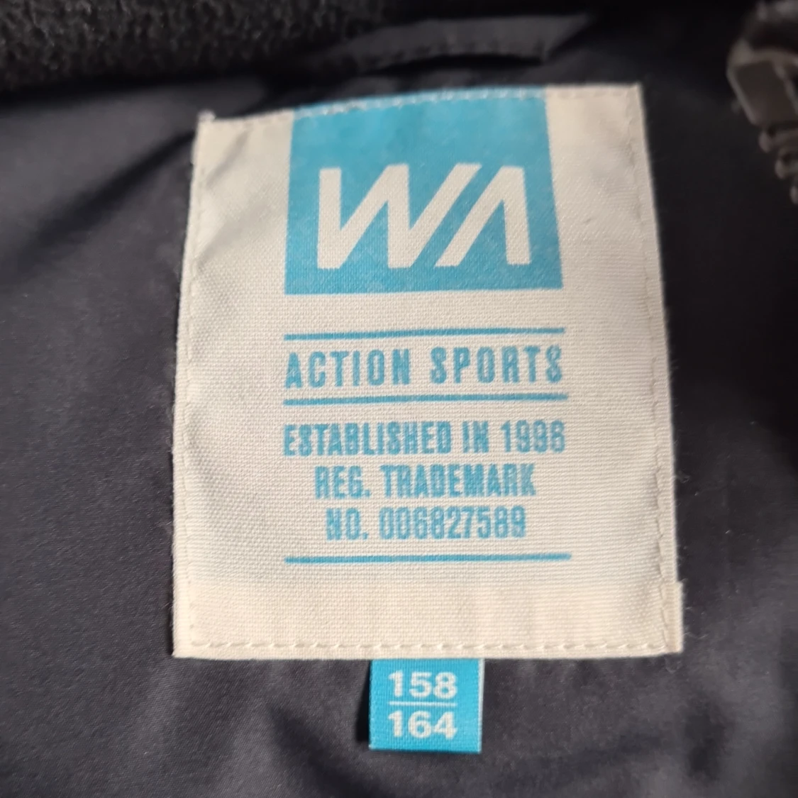 Svart väst Warp - 3