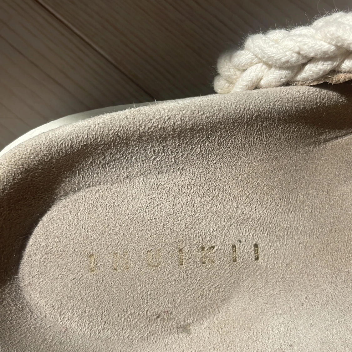 Säljer mina inukii tofflor - 3