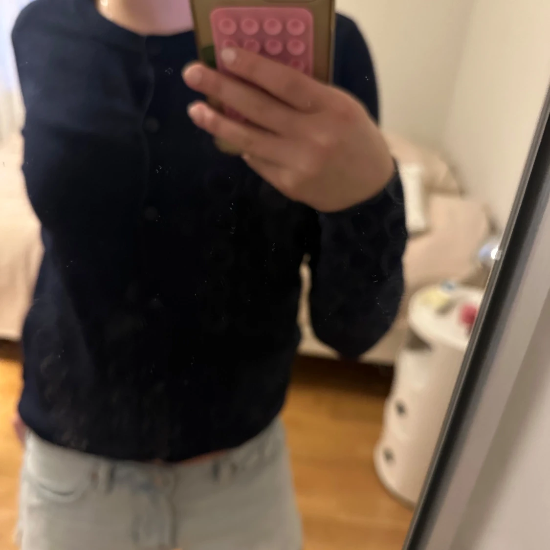 Mörkblå kofta med knappar - 1